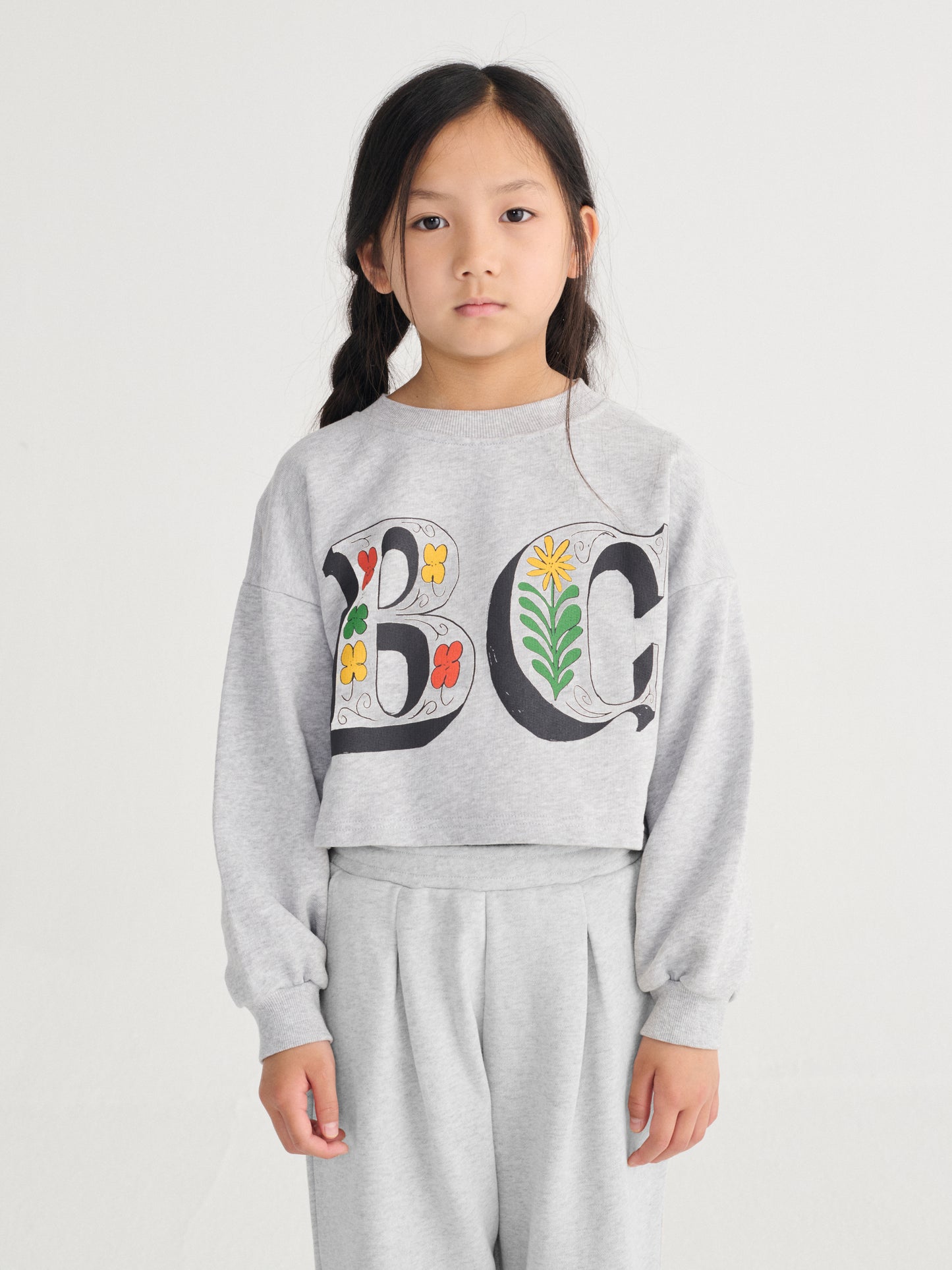 Spring letters cropped sweatshirt