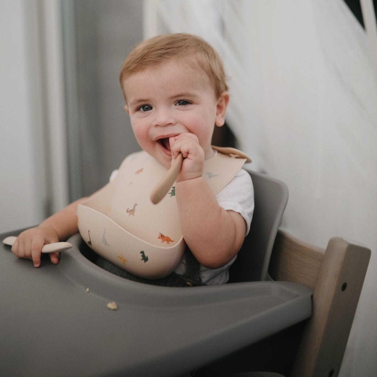 Silicone bib